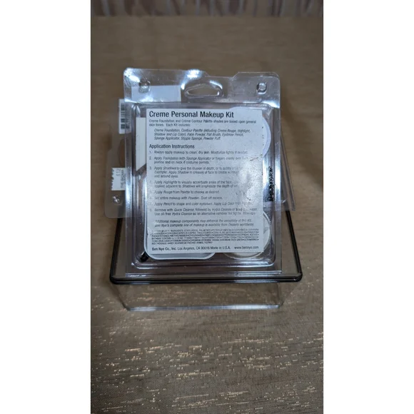 NIB Ben Nye Creme Personal Makeup Kit COLOR: PK-4 Olive Deep - Picture 2 of 3